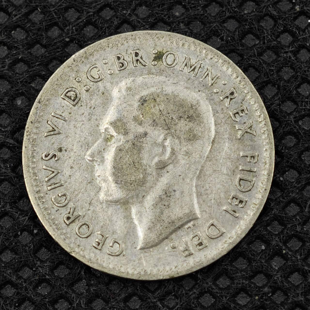 【淘币小摊】限时拍第八百二十四拍  小银币场  满百包邮可预留两周  周一统一发货    澳大利亚1950年乔治六世3便士银币