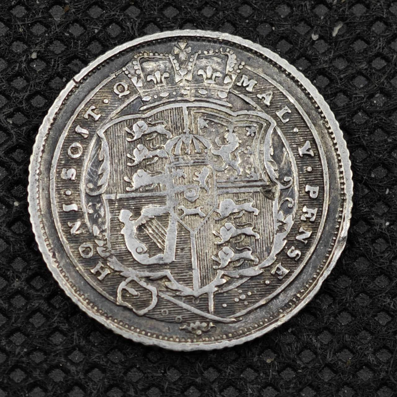 【淘币小摊】限时拍第八百二十四拍  小银币场  满百包邮可预留两周  周一统一发货    英国1819年乔治二世6便士银币