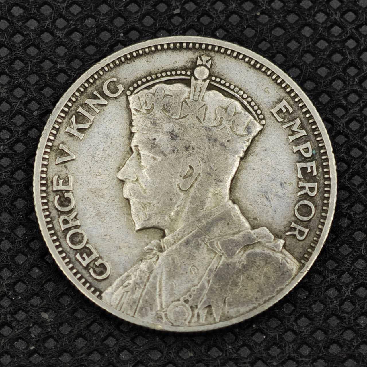 【淘币小摊】限时拍第八百二十四拍  小银币场  满百包邮可预留两周  周一统一发货    斐济1935年乔治五世一先令银币