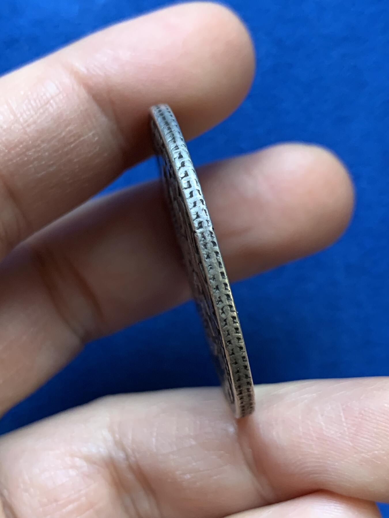 《竞宝斋》第445场 周日，周一，2场连拍 （全场包邮） 墨西哥1869 MO CH版 8R鹰洋银币