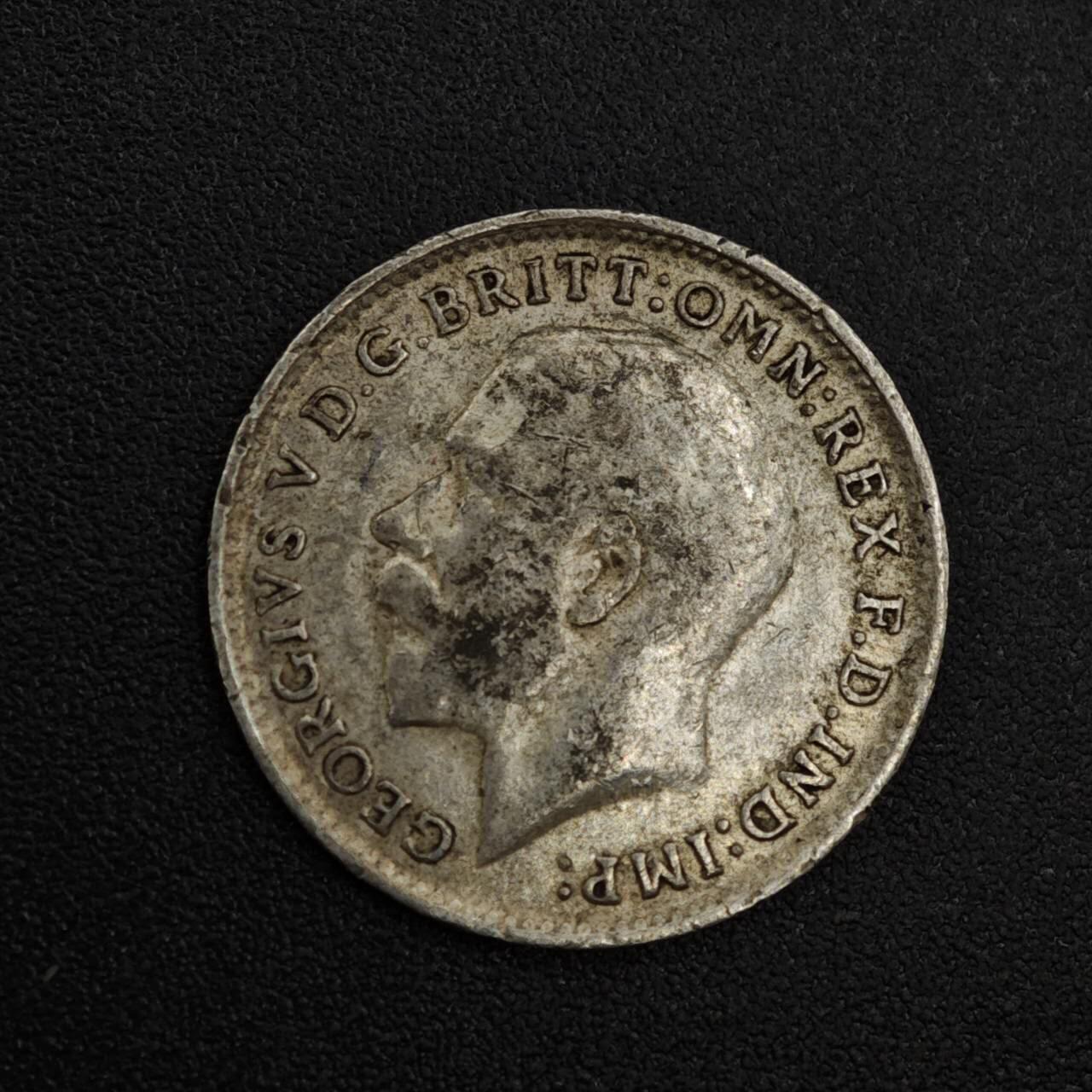 【淘币小摊】实时拍第八百二十一拍   散币场   满百包邮可预留二周 每周一统一发货   英国1918年乔治五世3便士银币