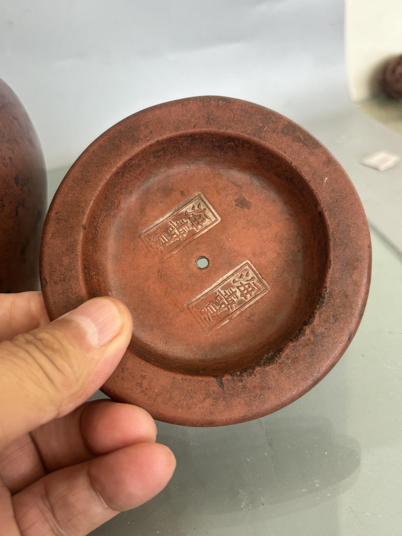 包老到代紫砂壶一把完好如图