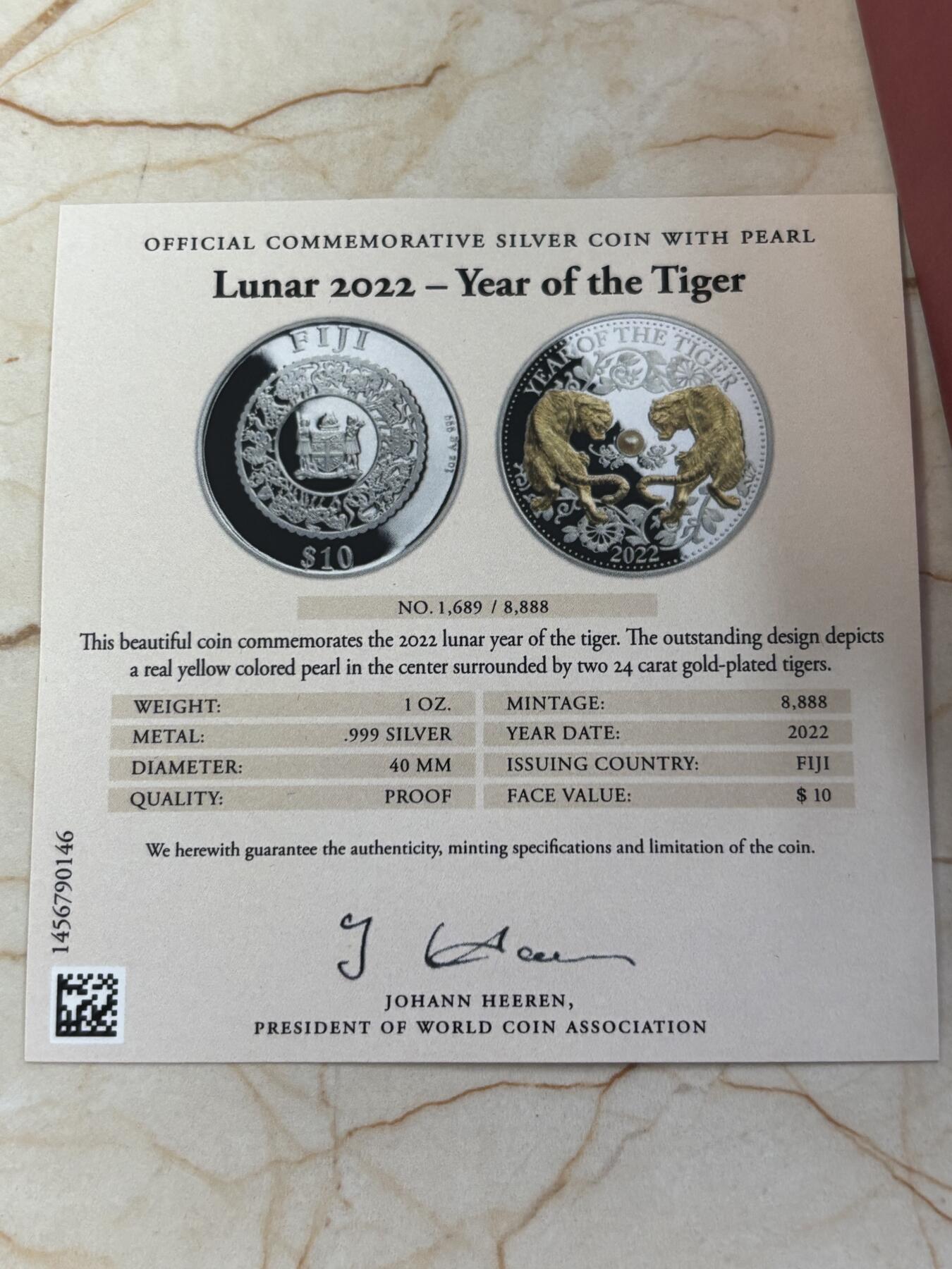 第185期拍卖 斐济2022年中国生肖系列虎年镶嵌天然珍珠镀金1盎司银币，999银，发行8888枚