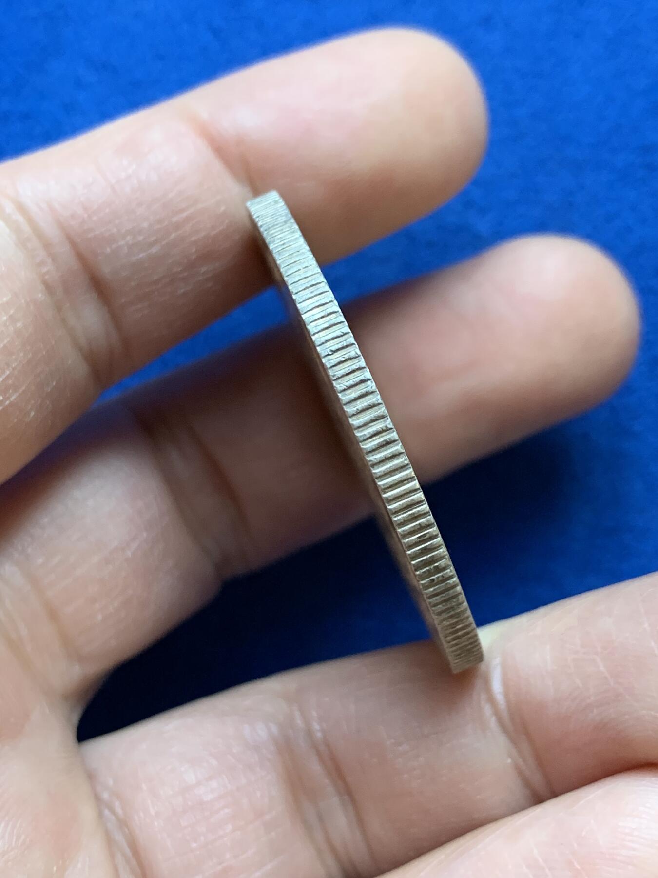 《竞宝斋》第445场 周日，周一，2场连拍 （全场包邮） 法属印支1900年坐洋1皮阿斯特银币 光度不错