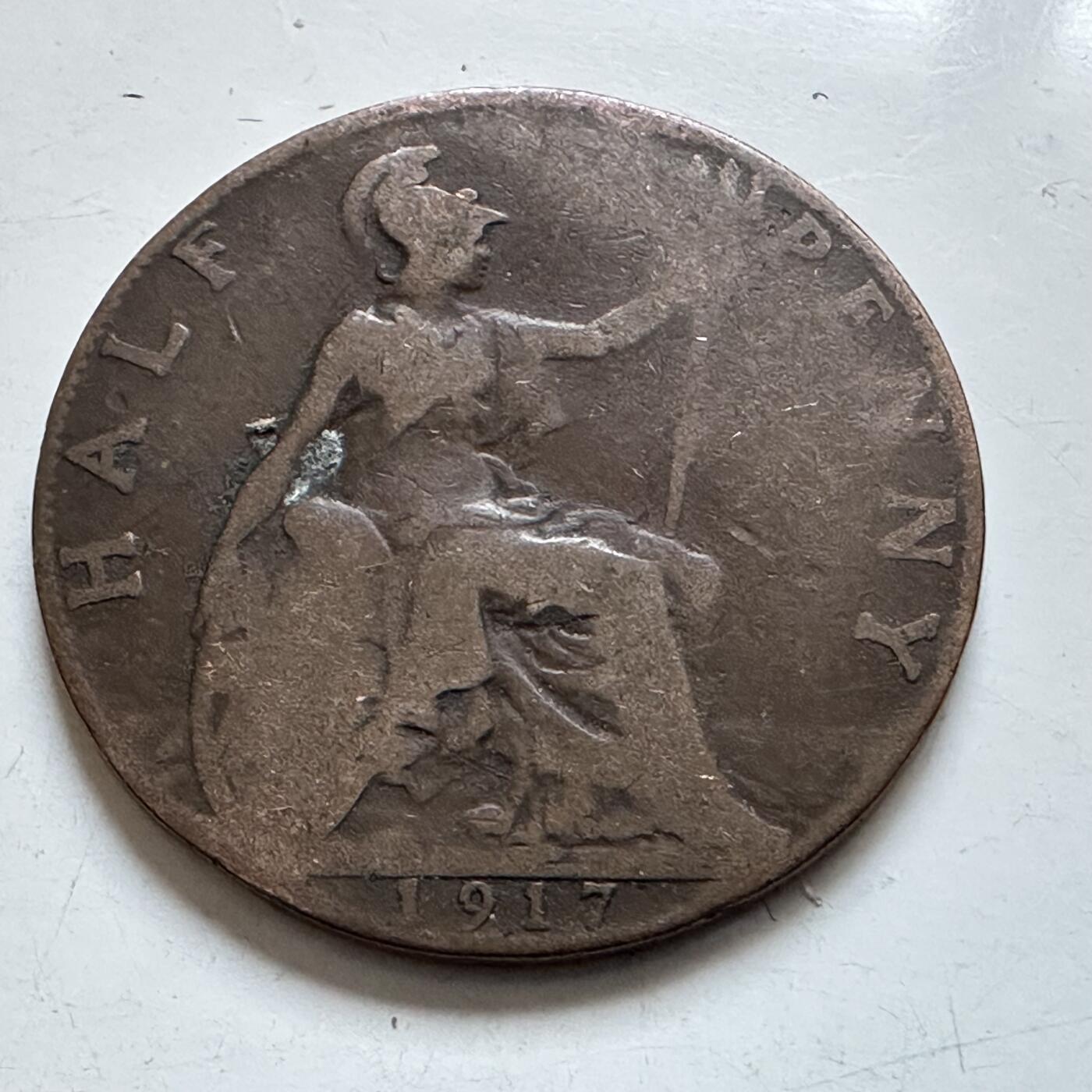 🌹外币初藏🌹🐯2025年第138场  每周二四六晚8️⃣点 接代拍 英国1917年半便士b