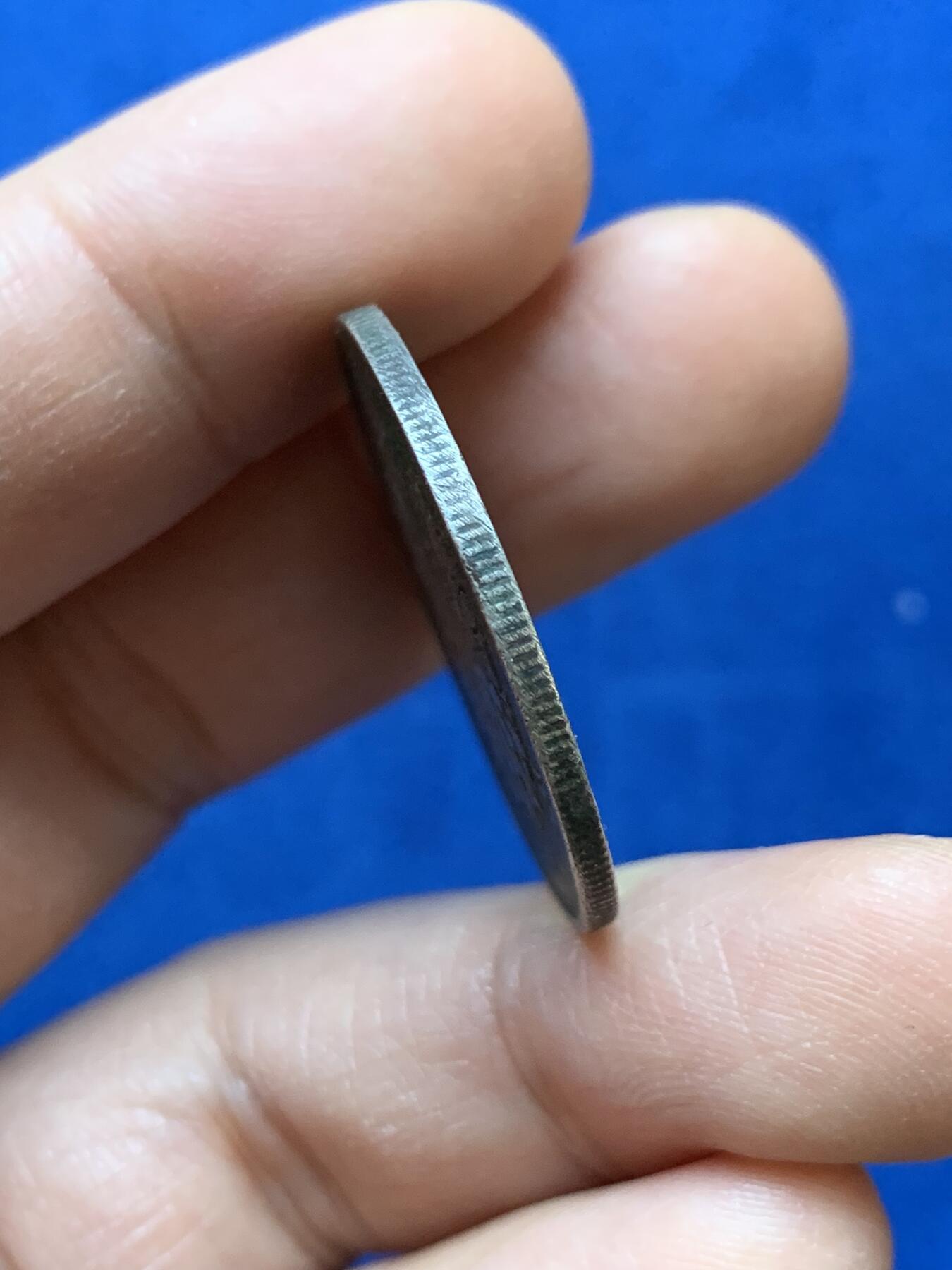 《竞宝斋》第445场 周日，周一，2场连拍 （全场包邮） 缅甸孔雀1KYAT银币 细节见图