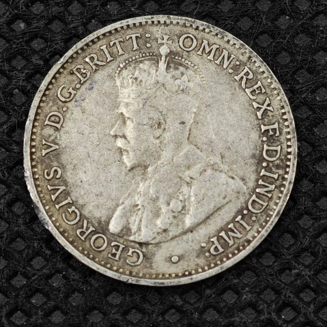 【淘币小摊】限时拍第八百二十四拍  小银币场  满百包邮可预留两周  周一统一发货  澳大利亚1934年乔治五世3便士银币