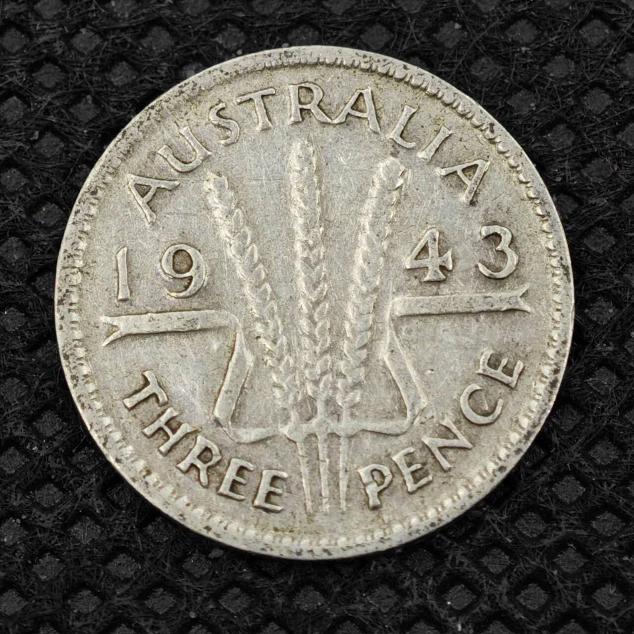 【淘币小摊】限时拍第八百二十四拍  小银币场  满百包邮可预留两周  周一统一发货   澳大利亚1943年乔治六世3便士银币