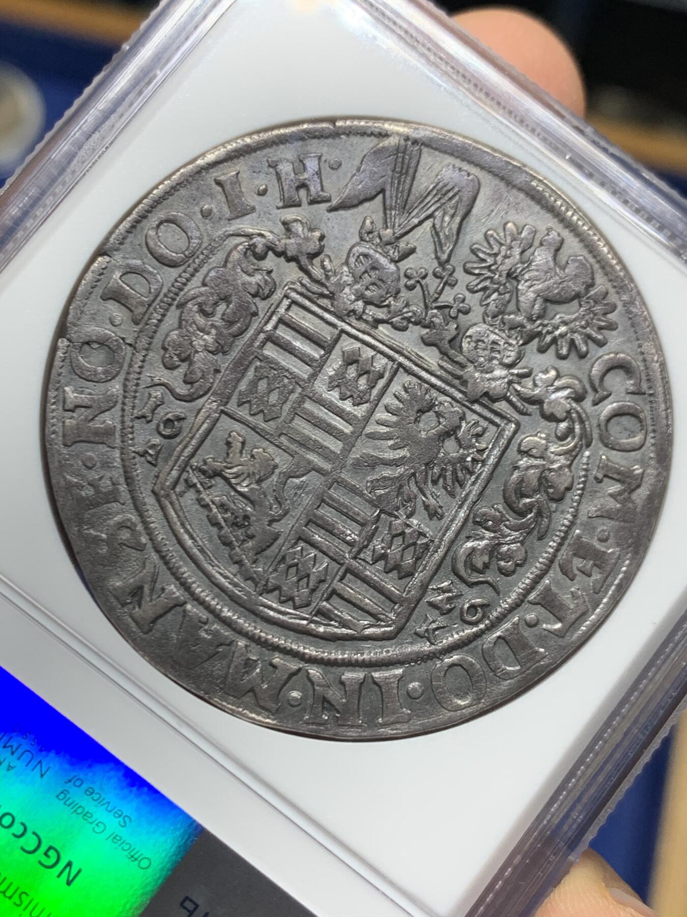 《竞宝斋》第445场 周日，周一，2场连拍 （全场包邮） NGC AUD 德国1626年曼斯菲尔德-阿腾屠龙1泰勒银币，深打细节状态都很好。