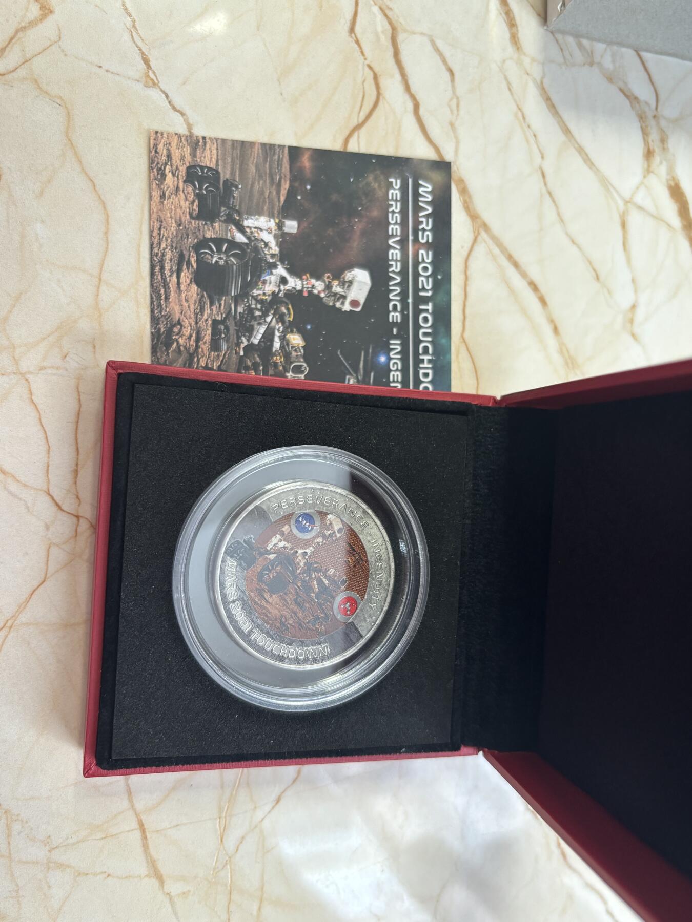 第185期拍卖 斐济2021年美国漫游者火星着陆1盎司彩色纪念钛币