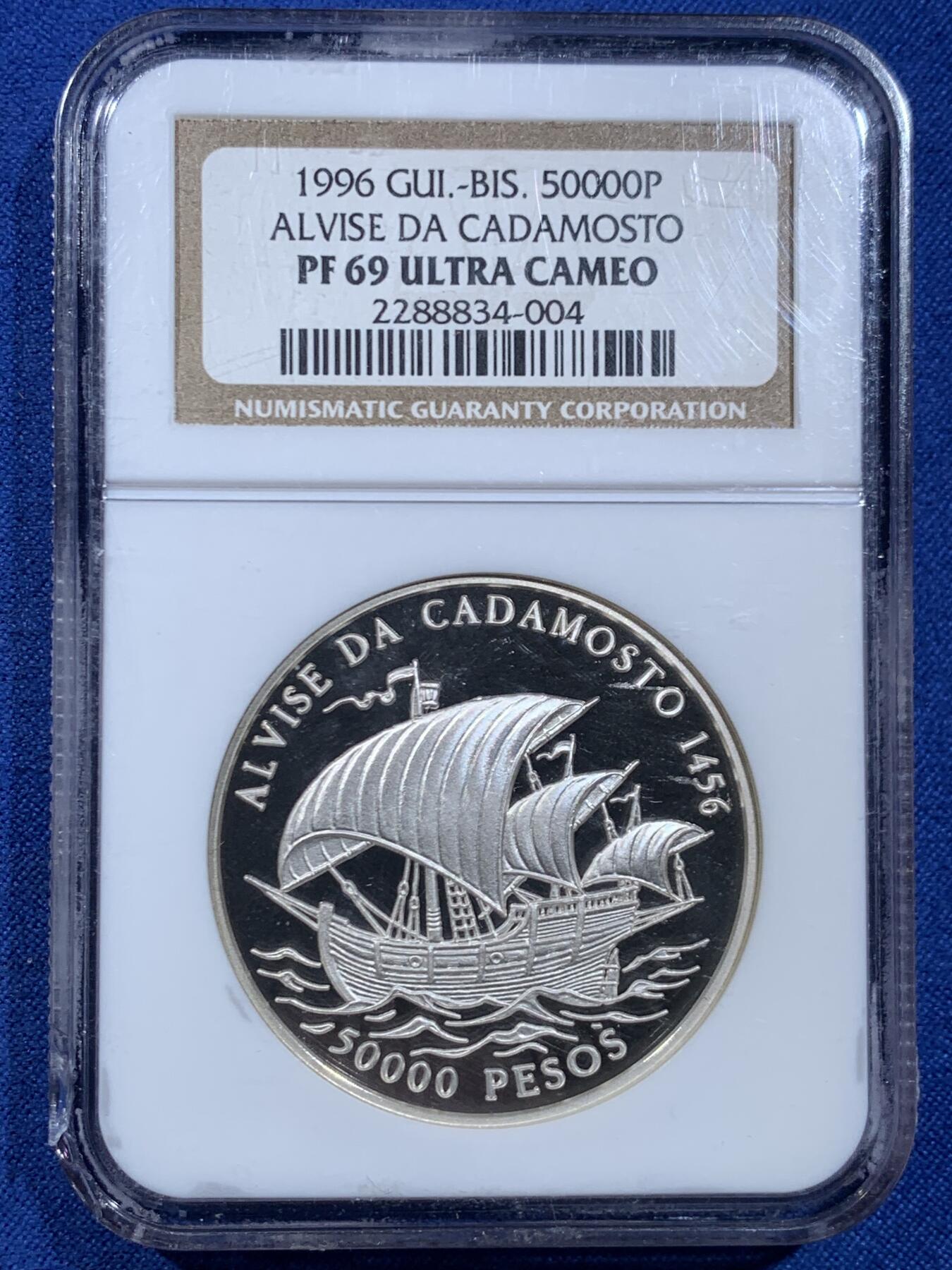 《竞宝斋》第445场 周日，周一，2场连拍 （全场包邮） NGC PF69UC 几内亚比绍1996年Alvise da Cadamosto诞辰540周年-航海50000P银币 925银 31.47克 盒子左下角有磕