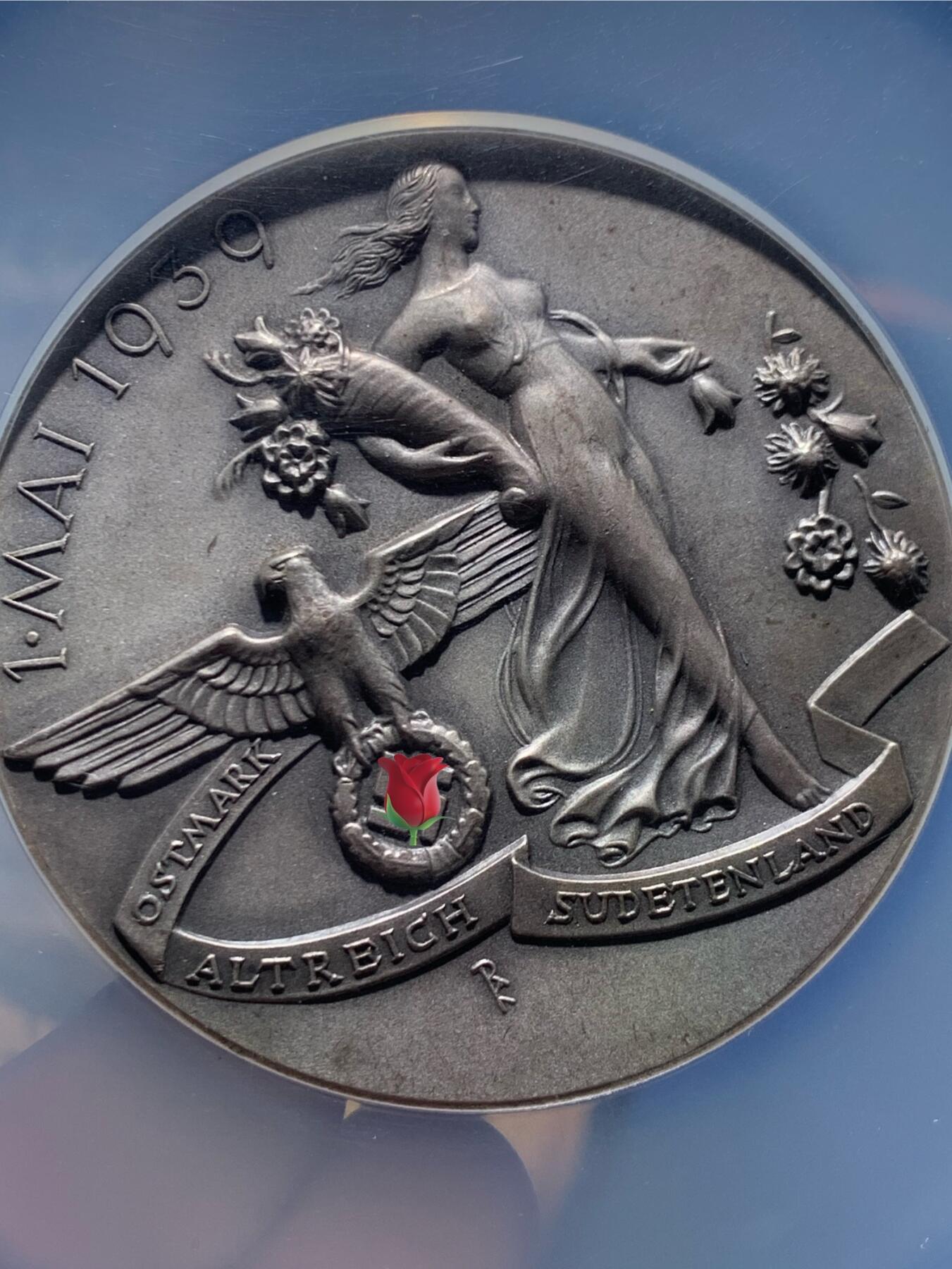 《竞宝斋》第445场 周日，周一，2场连拍 （全场包邮） NGC MS62 德国1939国定假日纪念银章 加大盒 带风车标 极少见品种