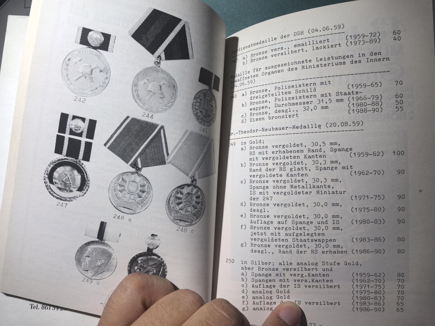 盛世勋华——号角文化勋章邮票专场拍卖第292期 东德出版 东德国家勋赏 勋章奖章图录