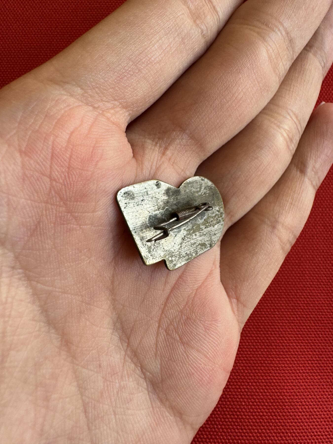 五哥徽章群   9号周二晚上八点4群联拍 铜章