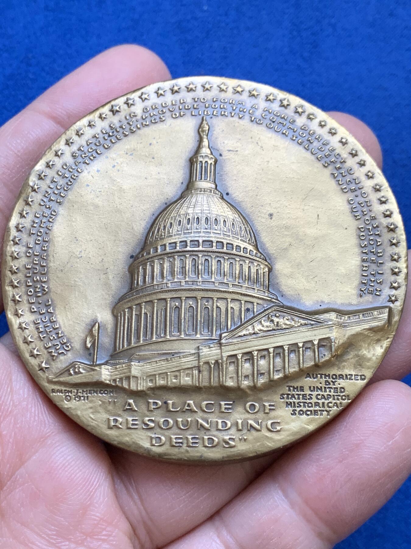 《竞宝斋》第445场 周日，周一，2场连拍 （全场包邮） 美国国会大厦奠基石铺设纪念大铜章 边铭刻字 直径63mm 重量142g
