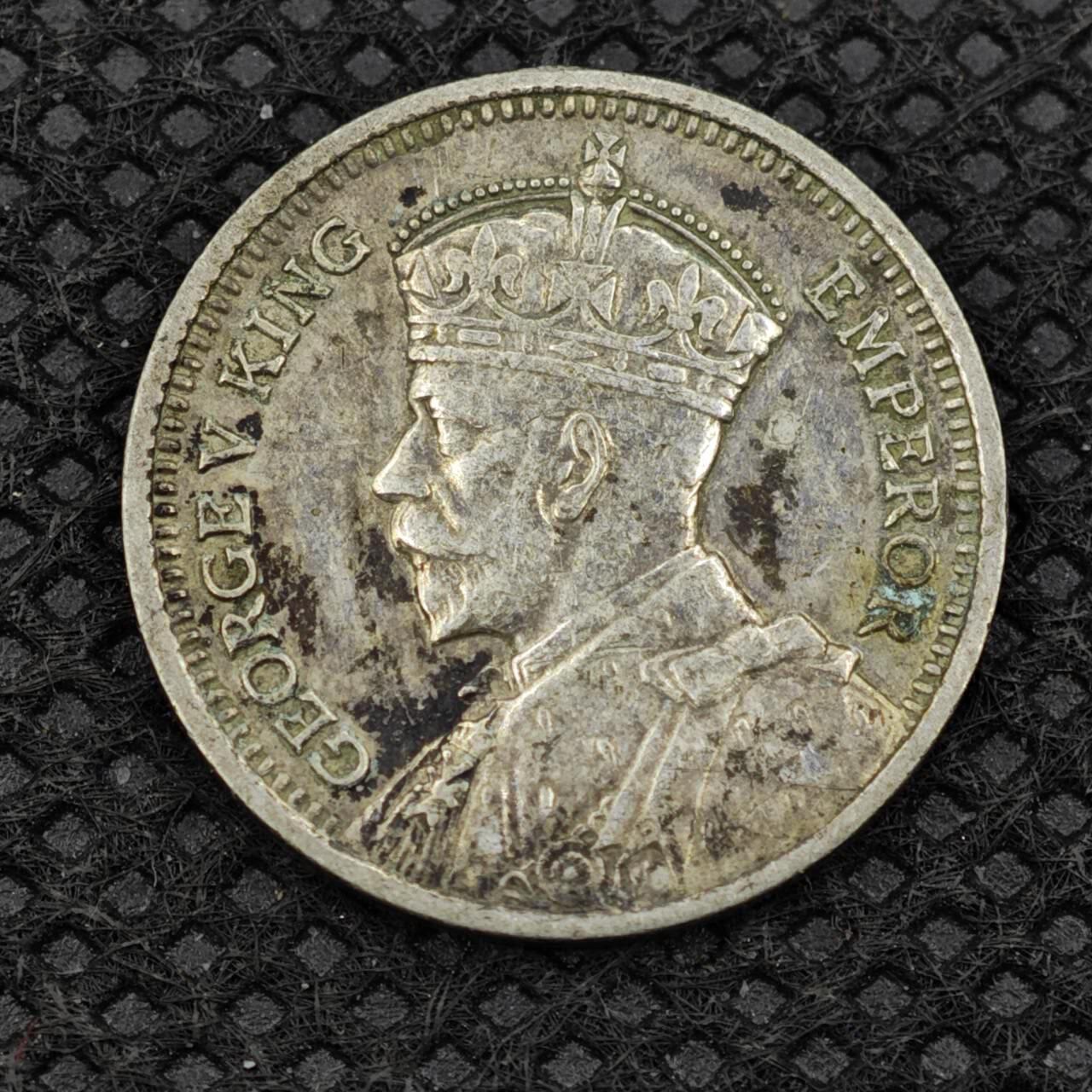 【淘币小摊】限时拍第八百二十四拍  小银币场  满百包邮可预留两周  周一统一发货   新西兰1933年乔治五世3便士银币