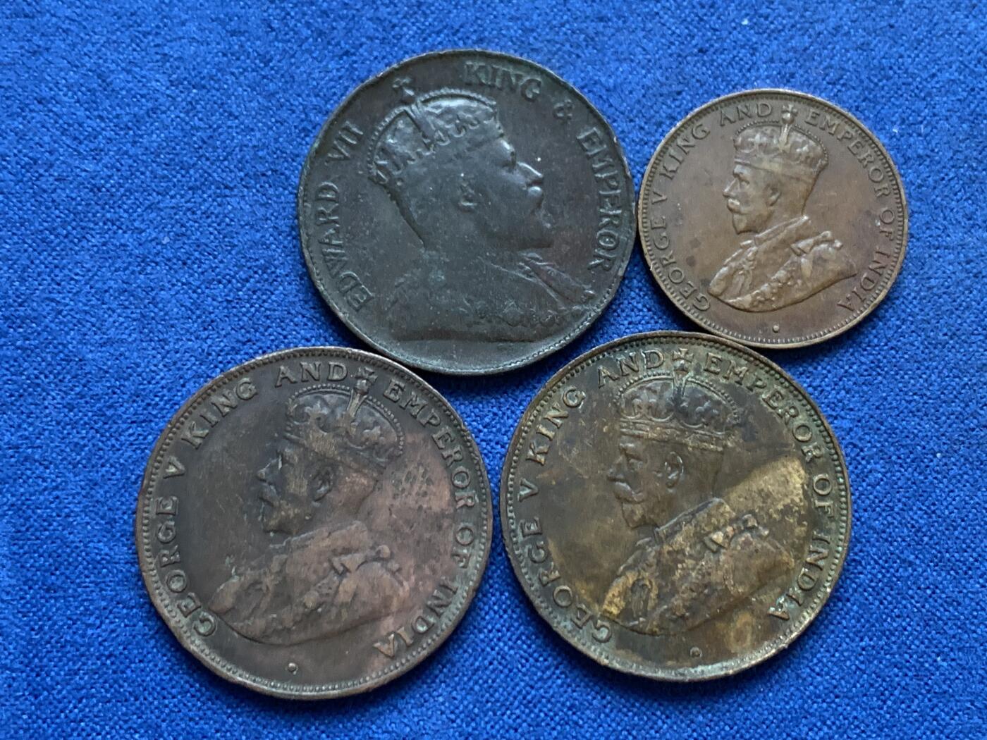 《竞宝斋》第445场 周日，周一，2场连拍 （全场包邮） 四枚一组 香港壹仙铜币