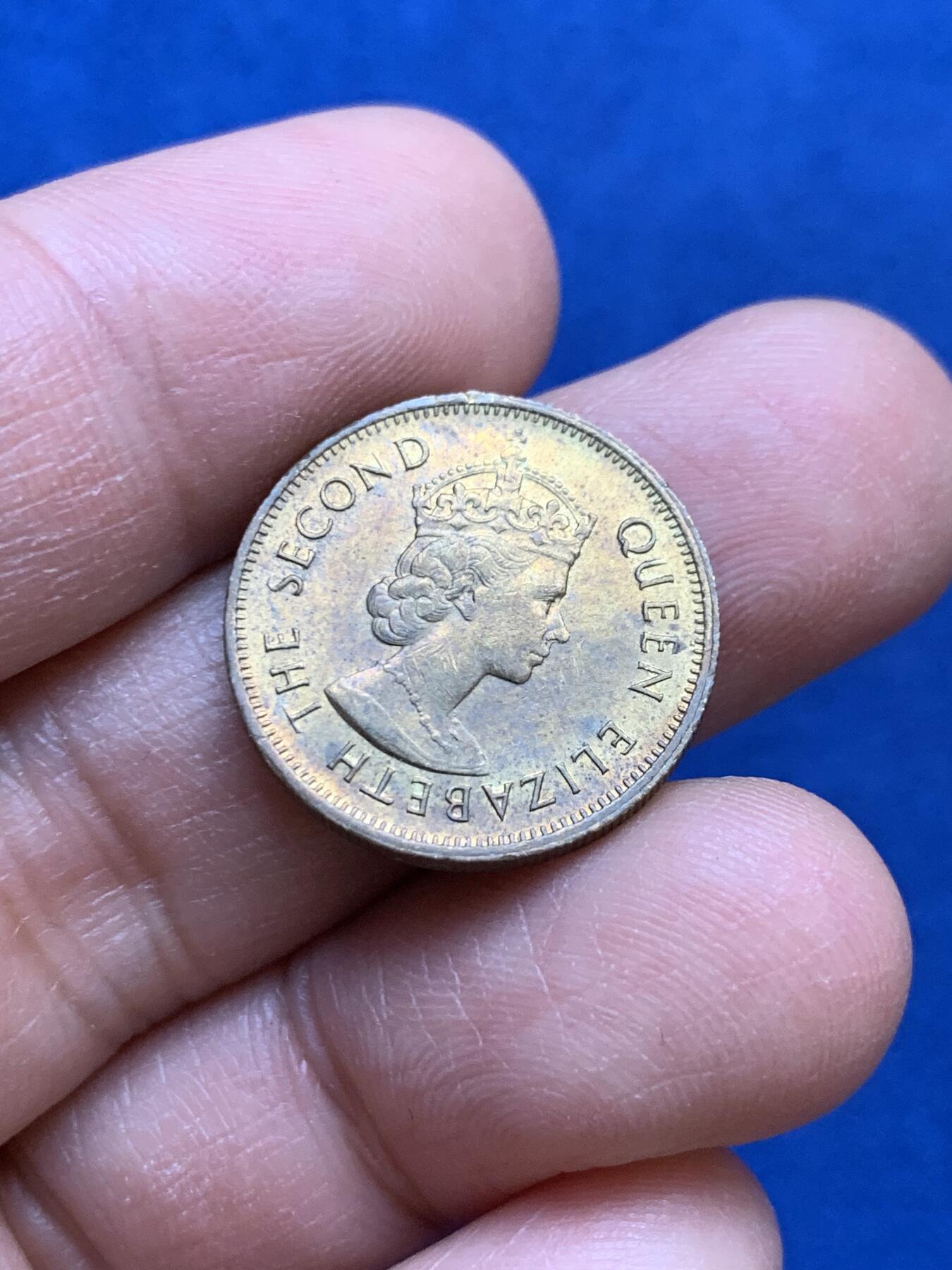 《竞宝斋》第445场 周日，周一，2场连拍 （全场包邮） 香港1980年1毫铜币，当年的珍惜品种，最高峰单价极高，现在也步入寻常百姓家。