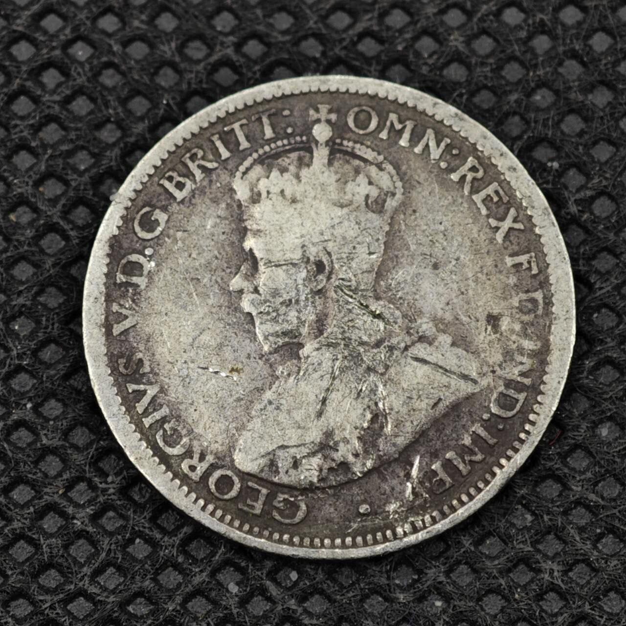 【淘币小摊】限时拍第八百二十四拍  小银币场  满百包邮可预留两周  周一统一发货     澳大利亚1920年乔治五世6便士银币