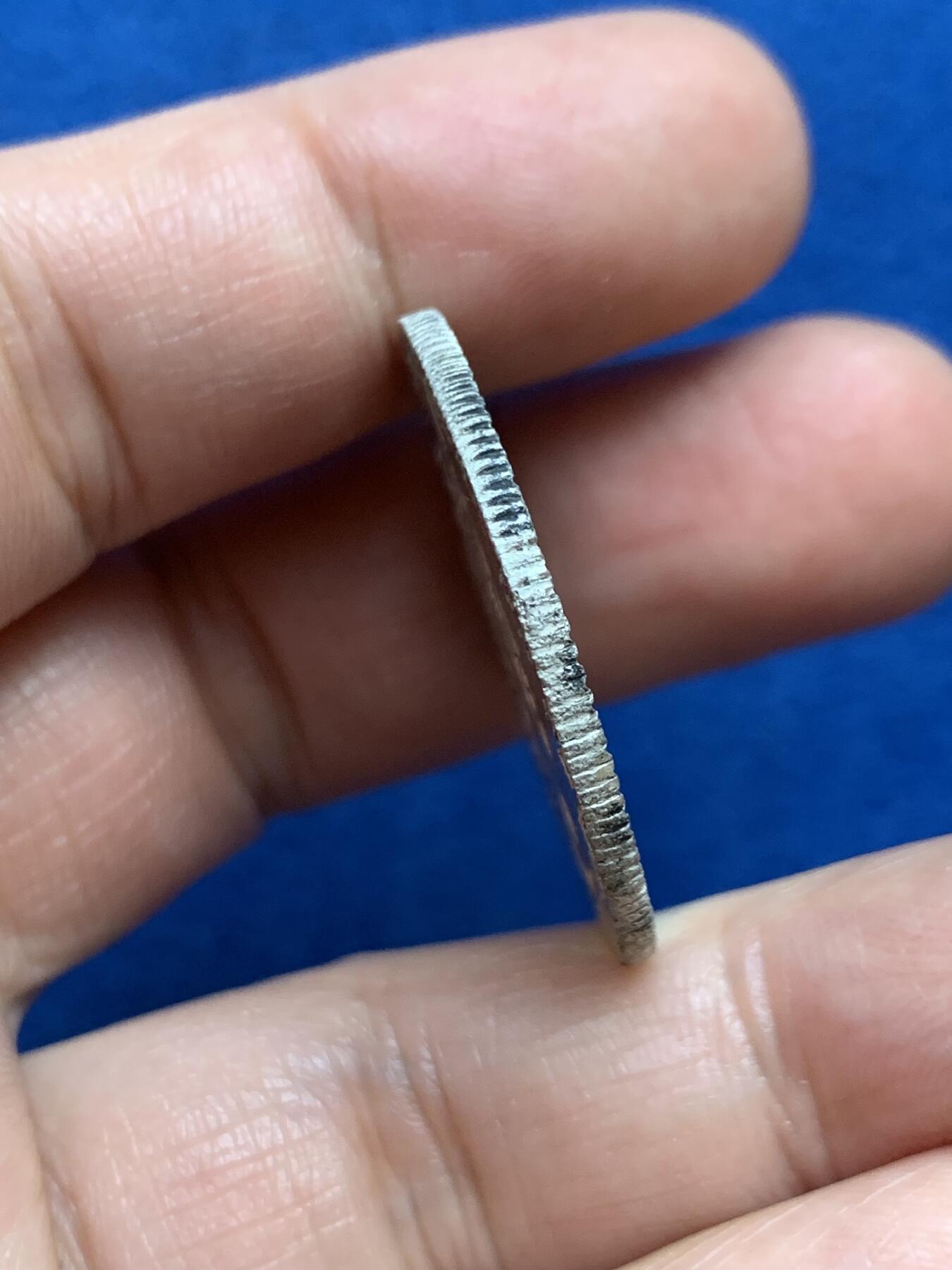 《竞宝斋》第446场 周日，周一，2场连拍 （全场包邮） 法国君王系列-国王腓力四世（1268-1314）纪念银章，号称美男子腓力，背面生平事迹，31.8mm，13.25克