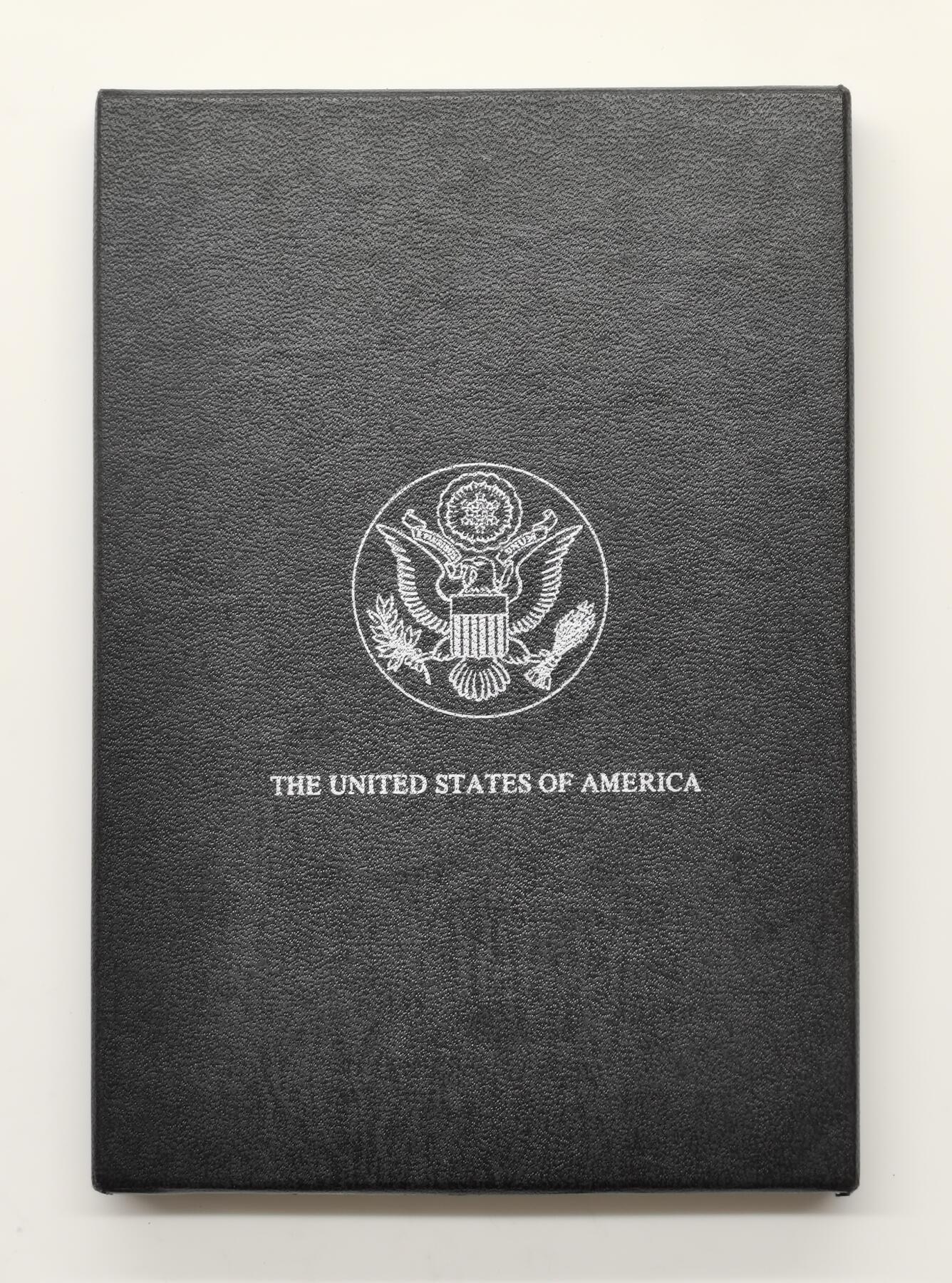 博洋堂藏家专场系列之美国钱币白金之夜专场②暨第152期（全场包邮）  NGC MS64 美国1880 CC 摩根 卡森厂稀有年份 GSA大封装 盒证皆全 麦稀奇所见最高分 品相完美