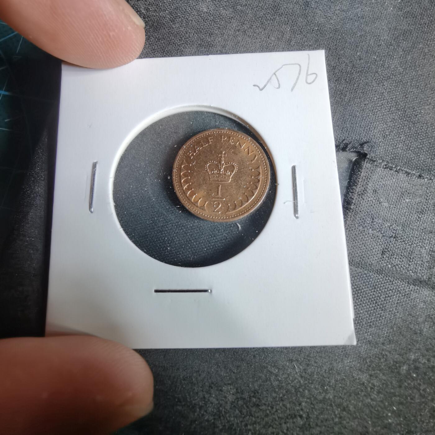 沼泽如烟--第925场 英国1982年半便士