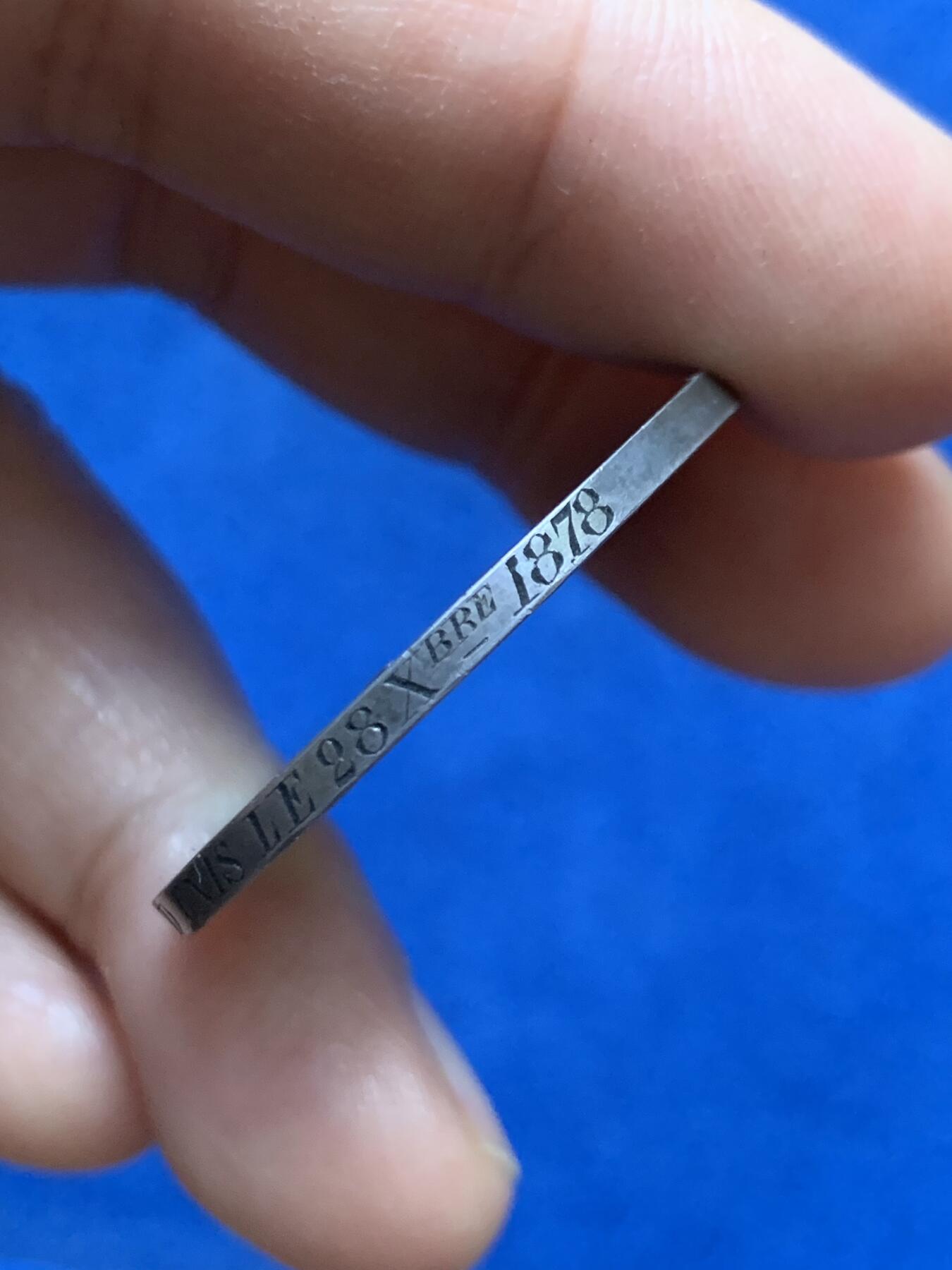 《竞宝斋》第446场 周日，周一，2场连拍 （全场包邮） 法国婚姻纪念银章 33.8mm 16.05克 1878 蜜蜂银标 边铭周圈刻字 背面花体字好看