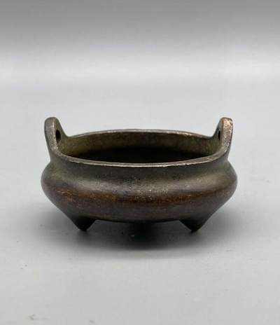 江南站杂件场 - 铜炉