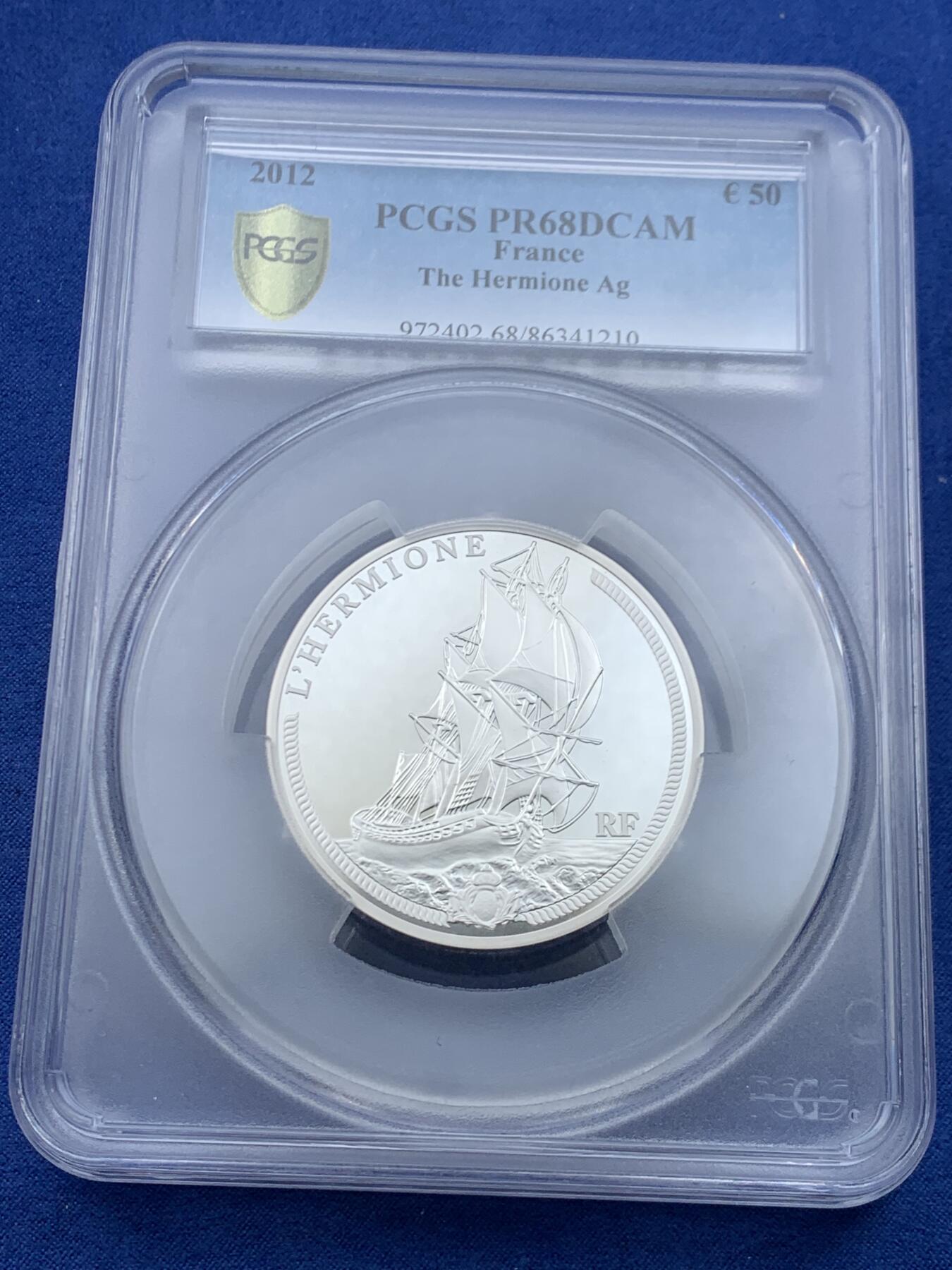《竞宝斋》第446场 周日，周一，2场连拍 （全场包邮） 唯一冠军分 PCGS PR68DCAM 法国2012年赫敏号50欧元银币 950银 163.8克 加大加厚盒封装
