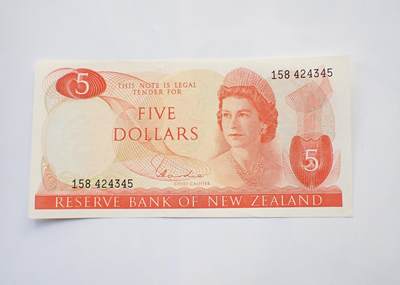 古楚泉社世界钱币专场NO.2 - UNC品新西兰早期5元纸币