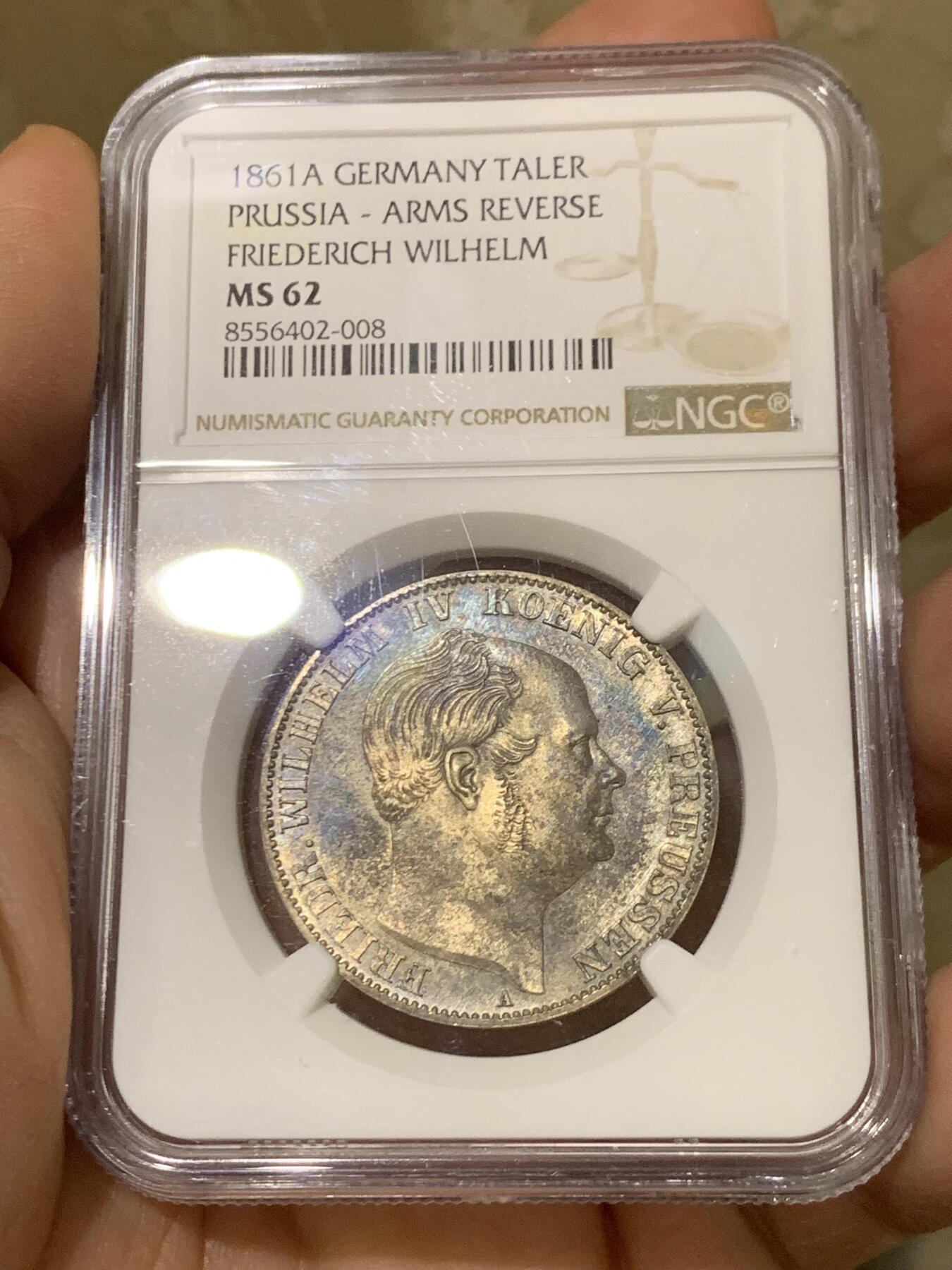 《竞宝斋》第446场 周日，周一，2场连拍 （全场包邮） NGC MS62 德国1861A普鲁士威廉四世-洋葱头1泰勒离冠鹰银币 季军分 好品