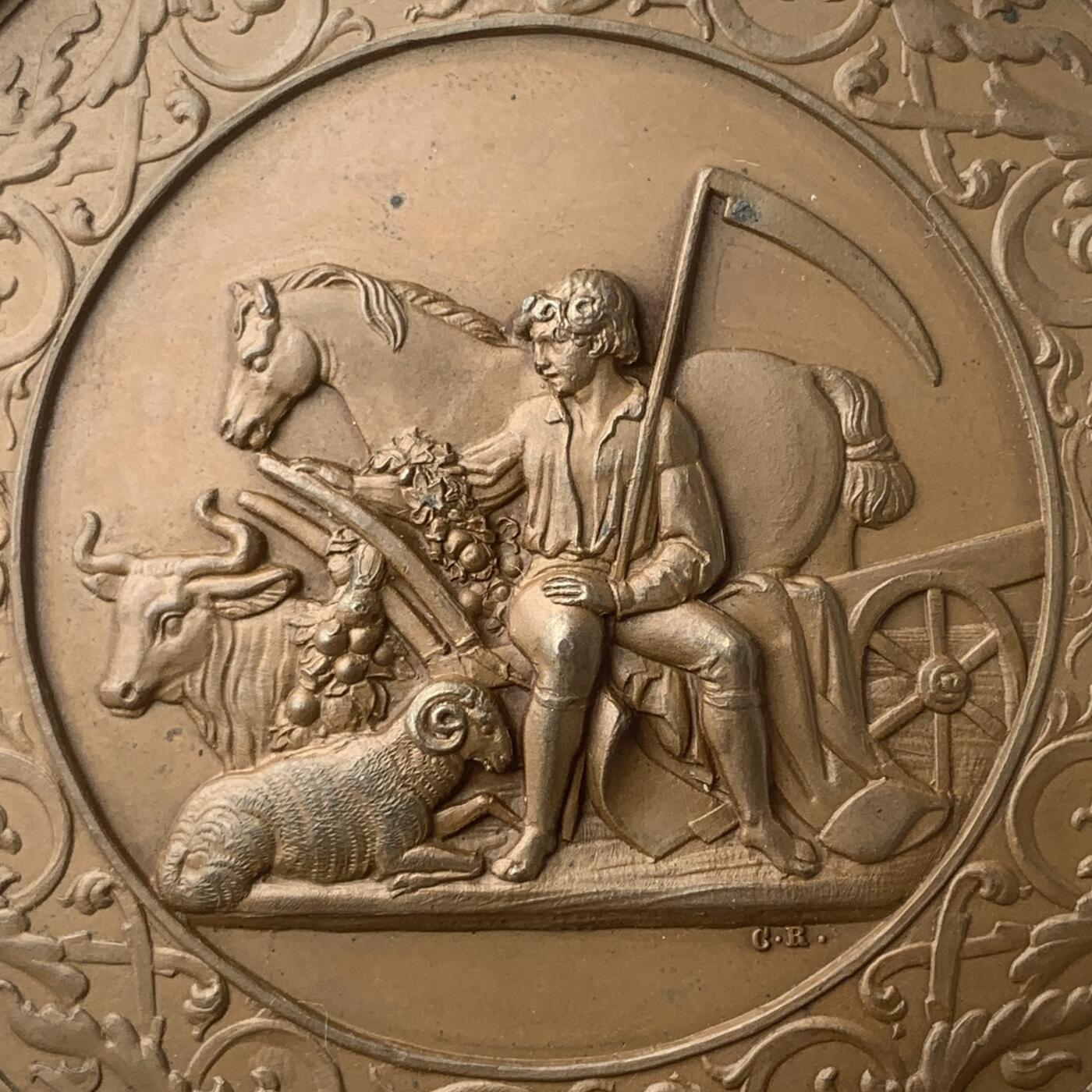 掌中浮雕-藏着的欧洲第045场 1857年维也纳农业协会成立50周年纪念，68mm，背面花环中间为凸起的半球形