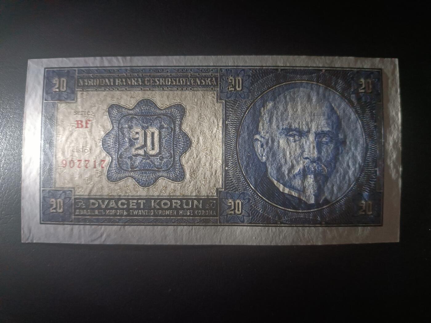 2025十二月第二期，总207期 捷克斯洛伐克1926版20克朗UNC打孔票样，首任财政部长拉辛和斯特凡尼克将军，少见早期品种