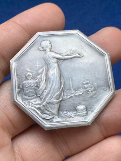 《竞宝斋》第446场 周日，周一，2场连拍 （全场包邮） - 法国敦刻尔克商会八角银质代币，41.5MM，34.85克，丰饶角+2argent边铭，大规格高浮雕。