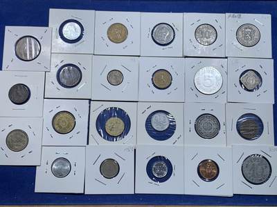 《竞宝斋》第446场 周日，周一，2场连拍 （全场包邮） - 世界钱币一组 细节见图