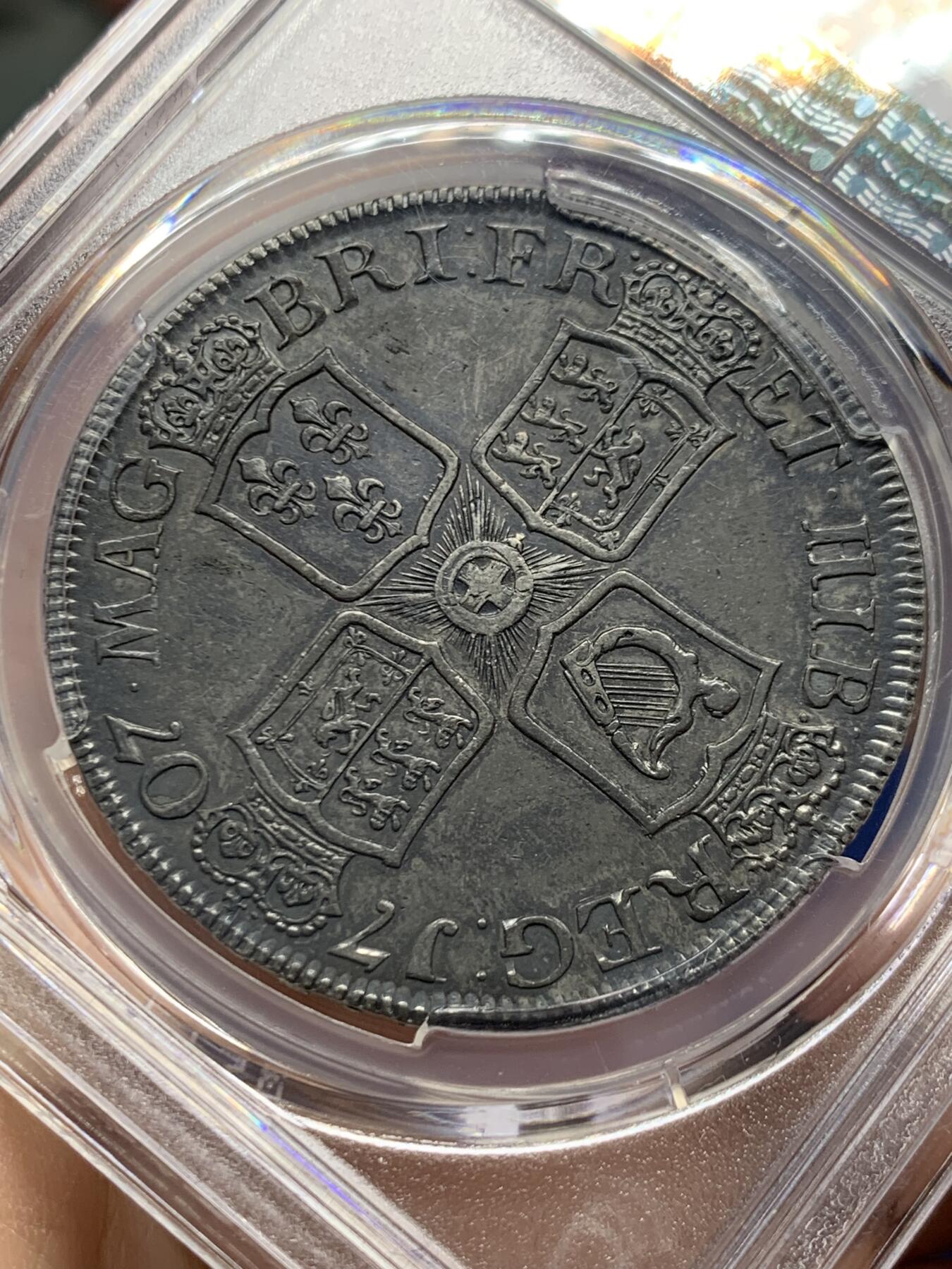 《竞宝斋》第446场 周日，周一，2场连拍 （全场包邮） PCGS AU53 英国1707年英国安妮女王克朗银币（越来越贵的品种，PC亚军分！）