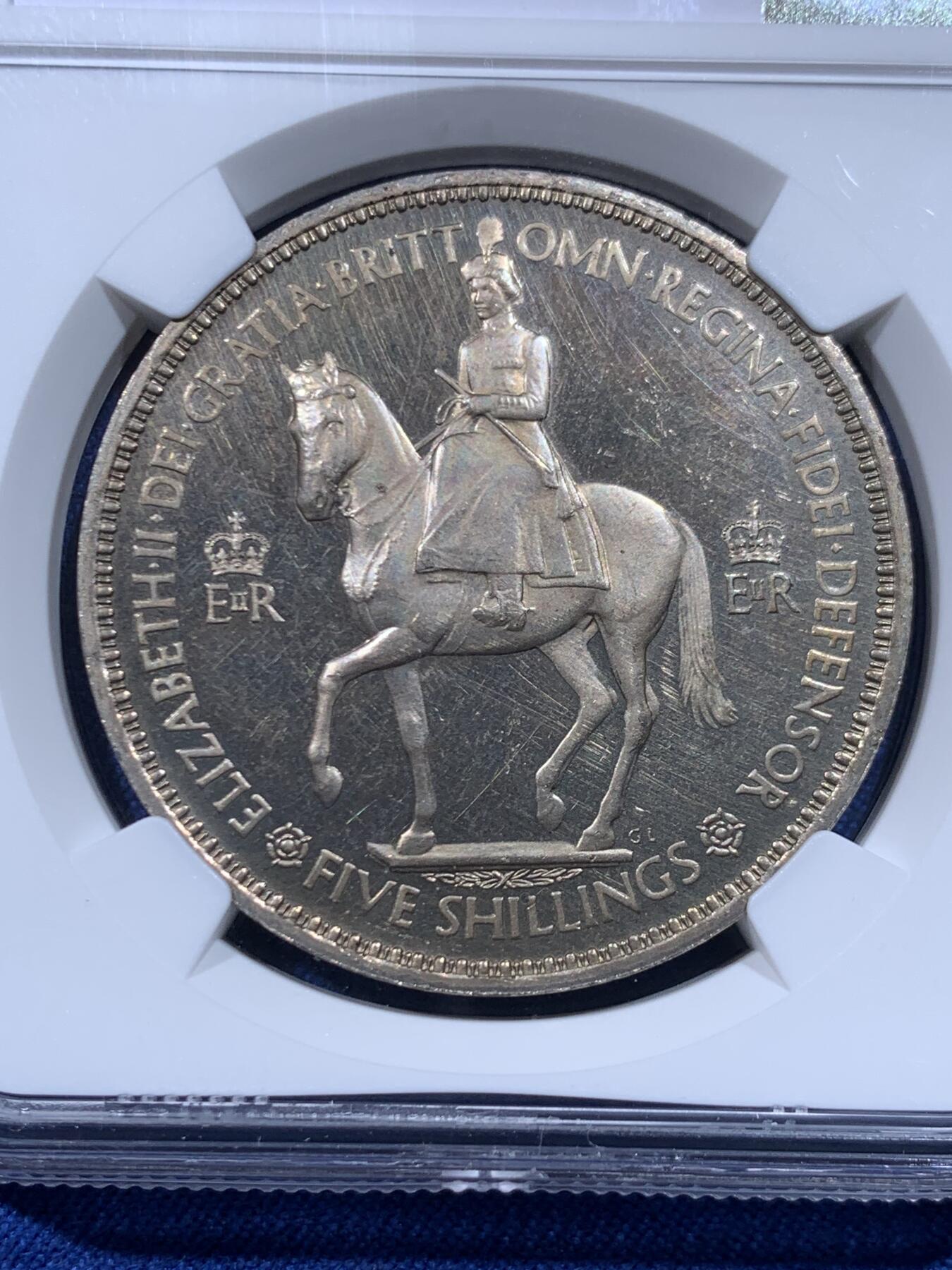 《竞宝斋》第446场 周日，周一，2场连拍 （全场包邮） NGC PF63CAMEO 英国1953年精制一克朗，经典热门登基年份品种，正面女王戎装骑马像，带有高浮雕效果