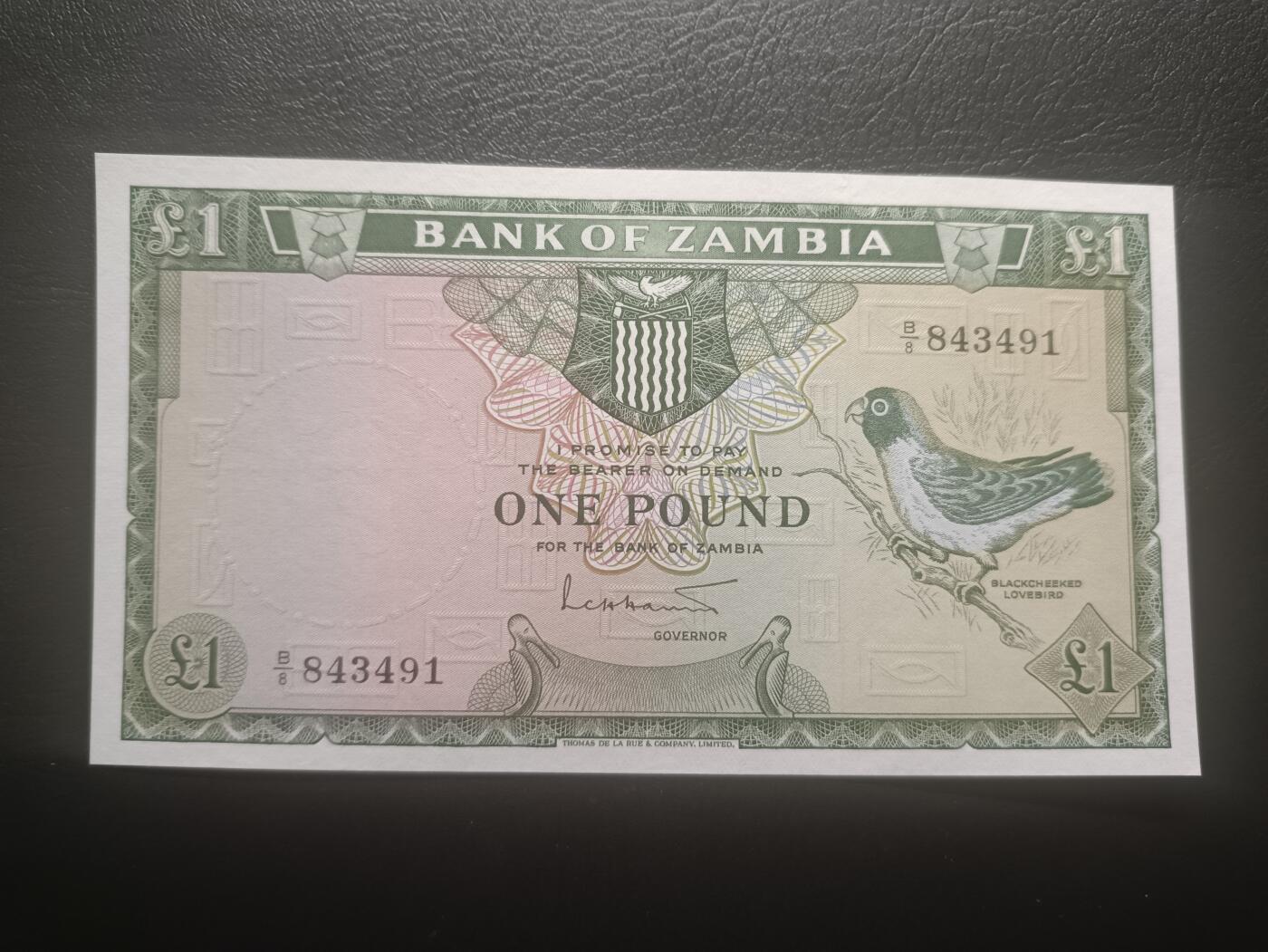 2025十二月第二期，总207期 赞比亚1964版1镑UNC-，黑脸牡丹鹦鹉和工厂，稀有的独立后首版