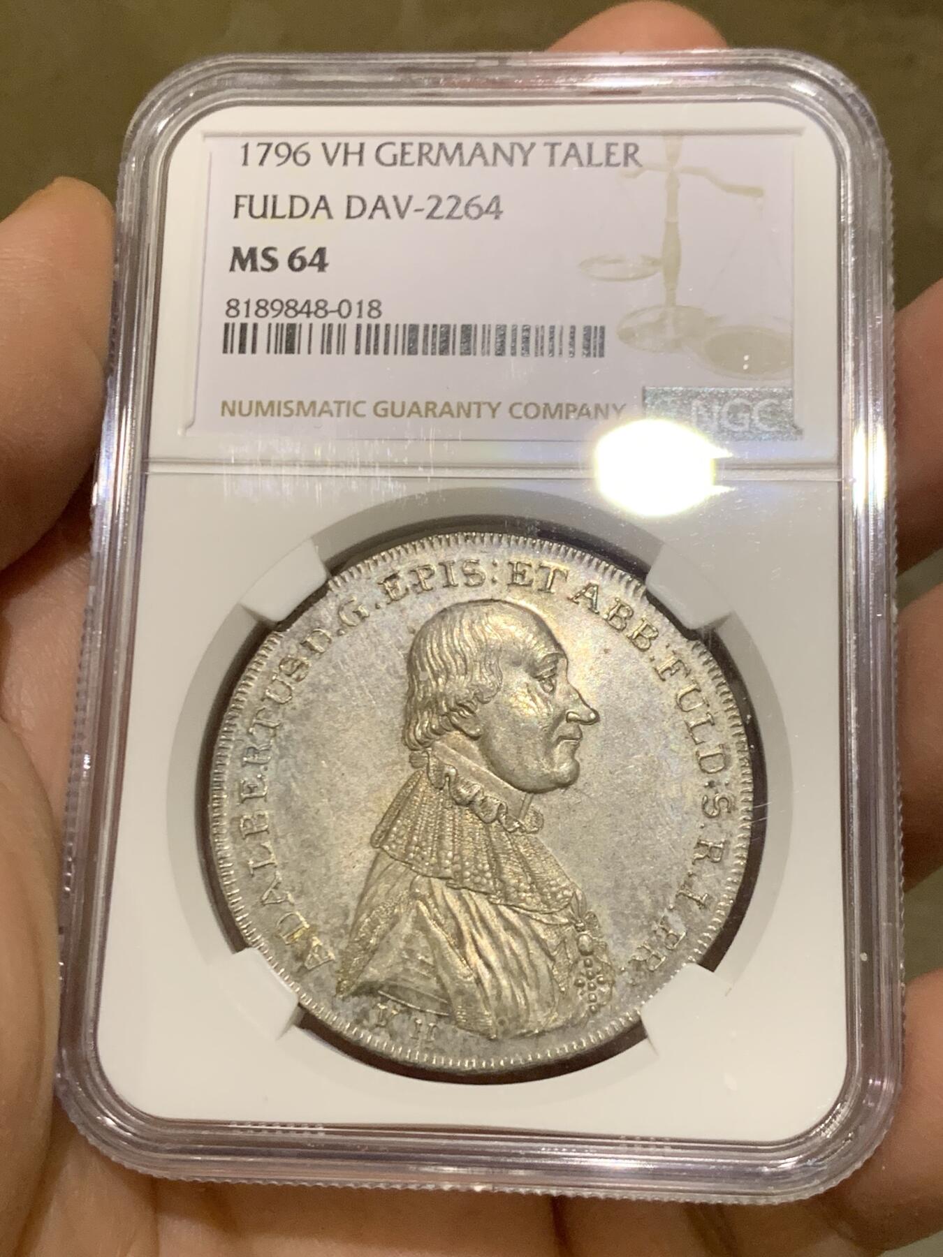 《竞宝斋》第446场 周日，周一，2场连拍 （全场包邮） 季军分 NGC MS64 德国 富尔达主教区 1796年 1泰勒大银币 少见泰勒版本 高点俱在 底板也很不错