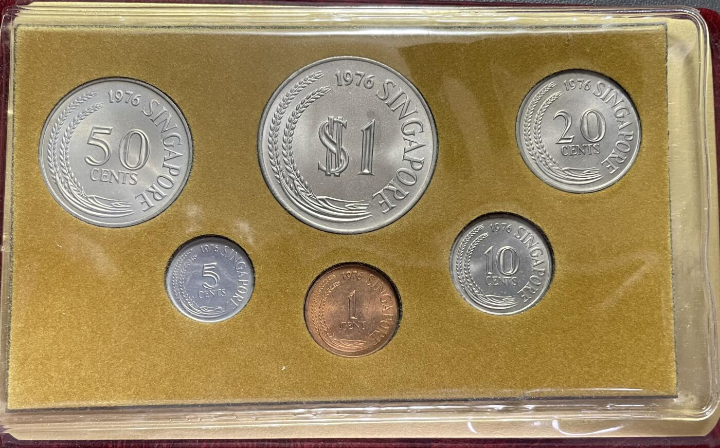 回流1208 原装美品 新加坡1976年龙年硬币纪念册