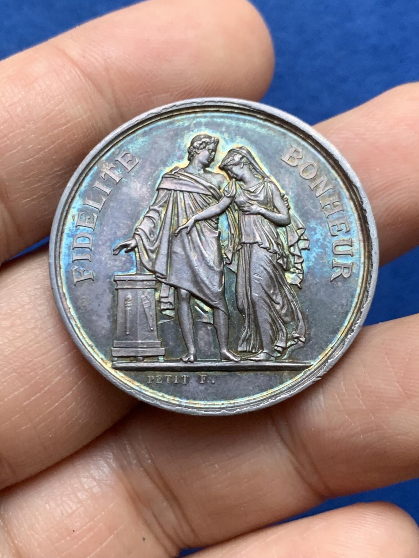 《竞宝斋》第446场 周日，周一，2场连拍 （全场包邮） 法国婚姻纪念银章 33.8mm 16.05克 1878 蜜蜂银标 边铭周圈刻字 背面花体字好看