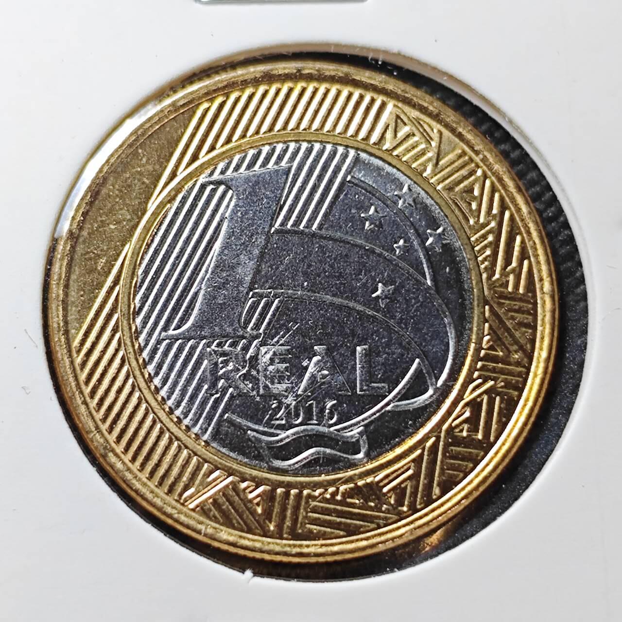 KK钱币收藏小铺 第376期  2月预留时间 周末发货  巴西1瑞尔双色币纪念币