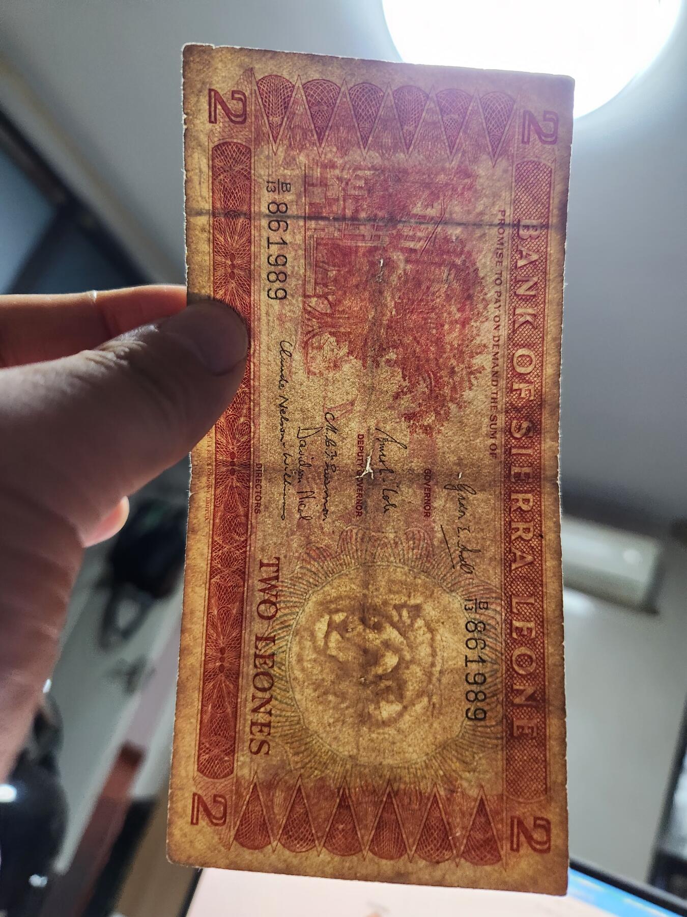 12月10号晚上8点 外国纸币自动截拍第71场