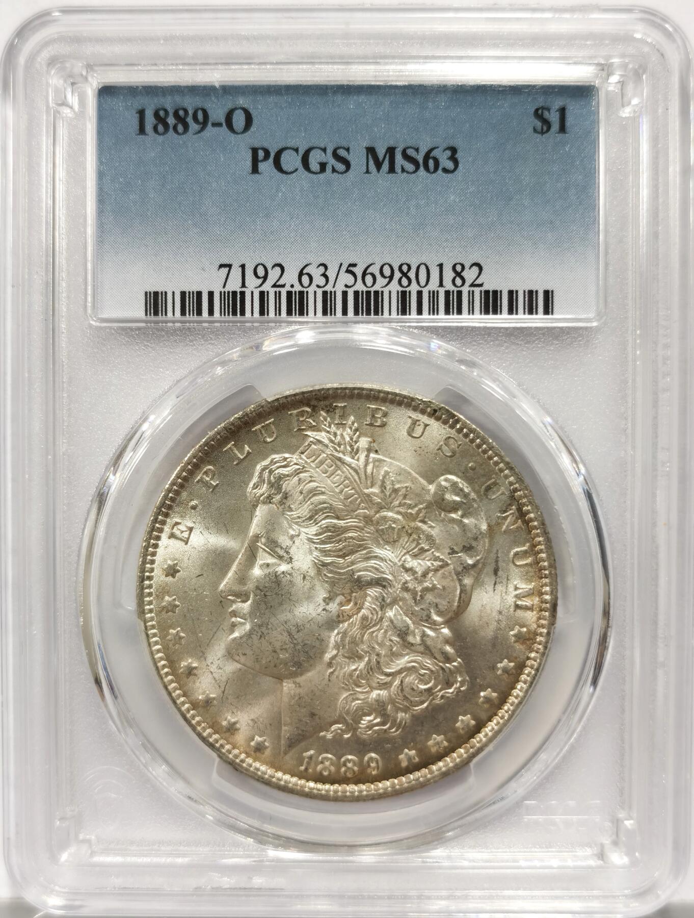 博洋堂藏家专场系列之美国钱币白金之夜专场②暨第152期（全场包邮）  PCGS MS63 美国1889 O 摩根 此年份为新奥尔良厂中弱打最严重的 但此枚铸打深俊 转光犀利 双面环彩包浆 属于同品类中的佼佼者 麦稀奇首见品种 不可多得的藏品 PCGS指导价为4779RMB