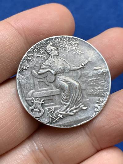 《竞宝斋》第446场 周日，周一，2场连拍 （全场包邮） - 法国1909年音乐艺术和工业协会银章 11.5克31.8mm 菱形银标