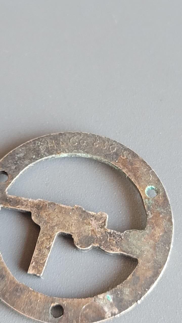 嘉宝良覃世界勋赏第18期拍卖 丹麦二战冲锋枪营银制证章