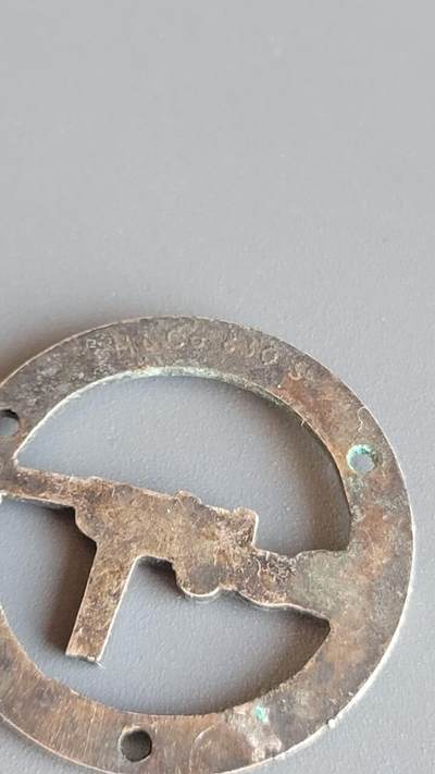 嘉宝良覃世界勋赏第18期拍卖 丹麦二战冲锋枪营银制证章