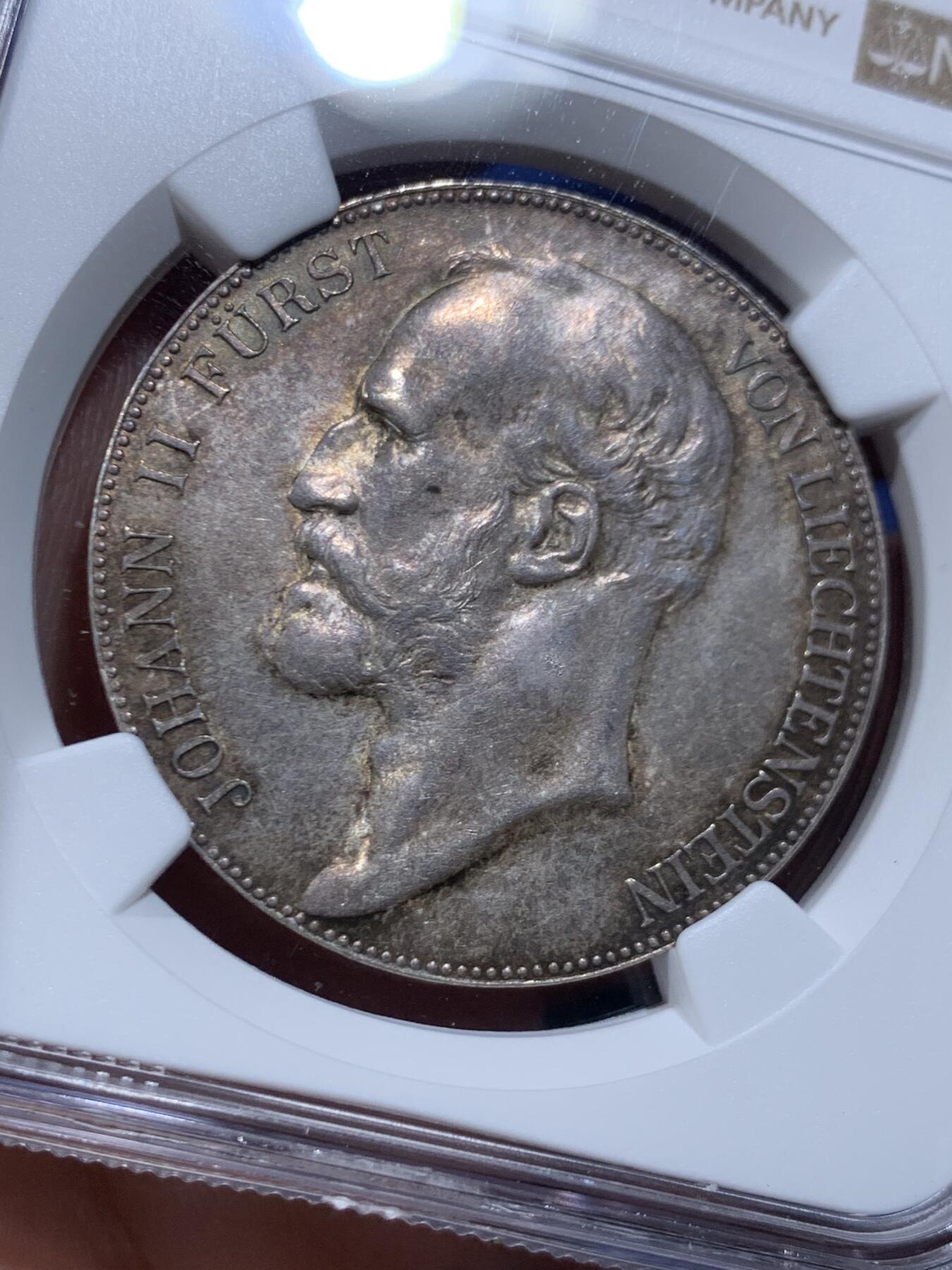 《竞宝斋》第446场 周日，周一，2场连拍 （全场包邮） NGC MS63 列支敦士登1904年约翰二世亲王5克朗银币 深包浆带底光 高分确实少见 标签年份错误