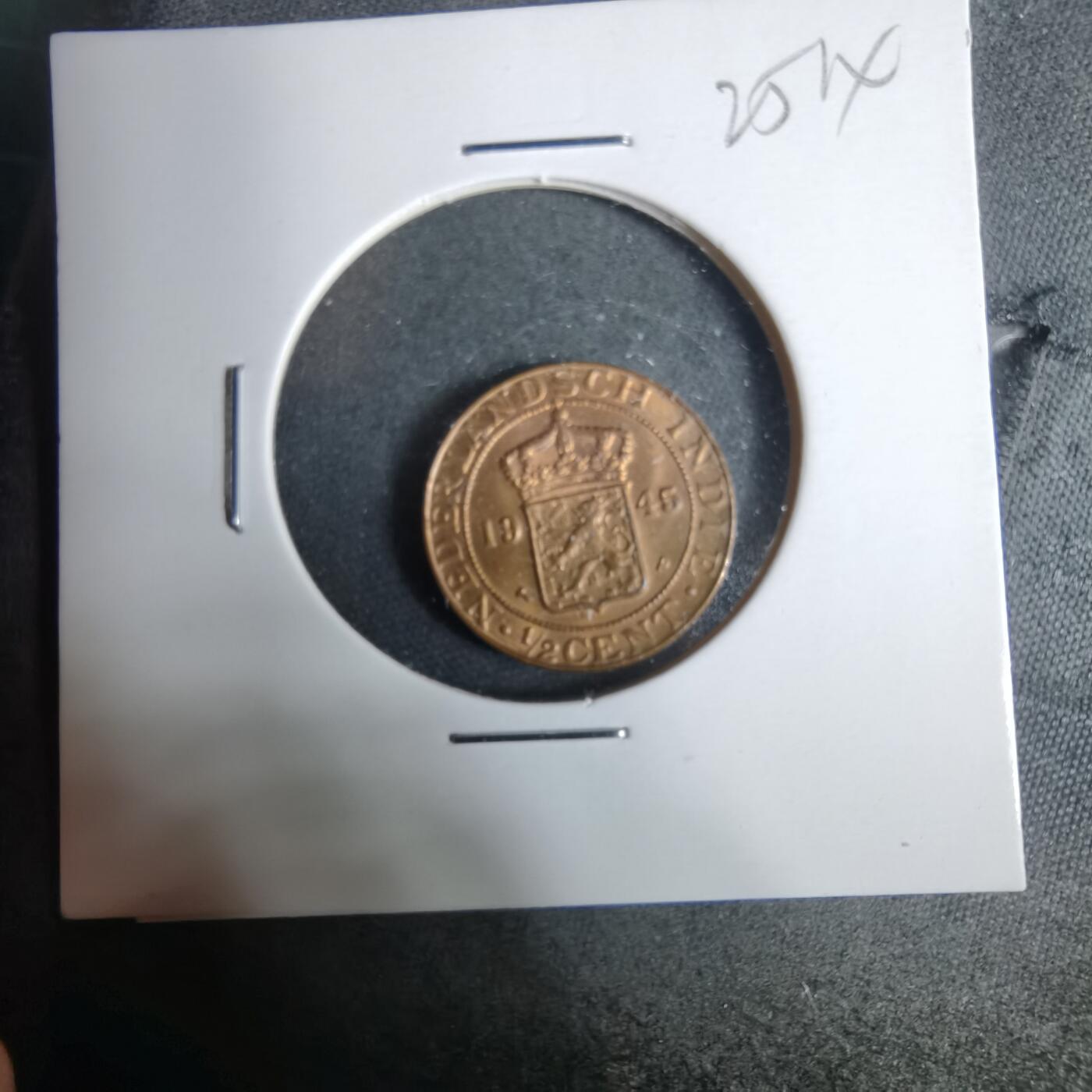 沼泽如烟--第925场 荷属东印度1945年半分