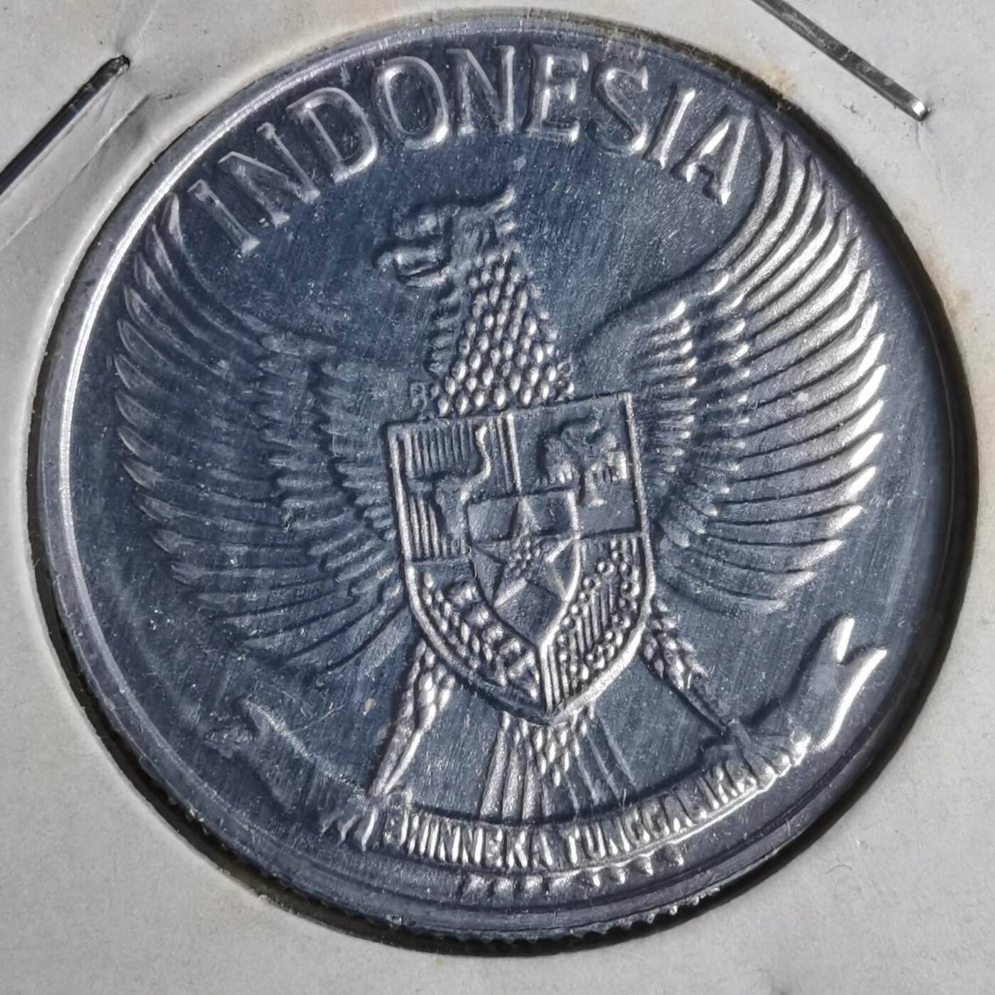 沼泽如烟--第925场 印度尼西亚1951年50分